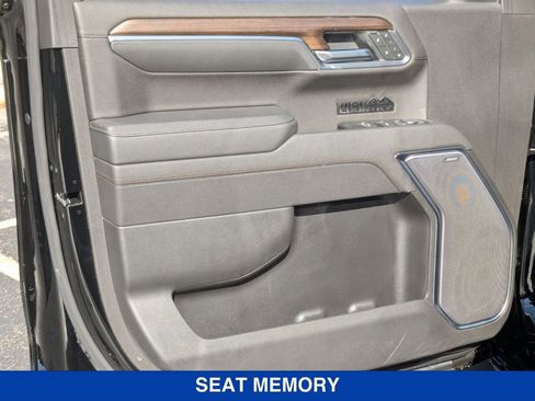 New 2025 Chevrolet Silverado 1500 High Country image 11