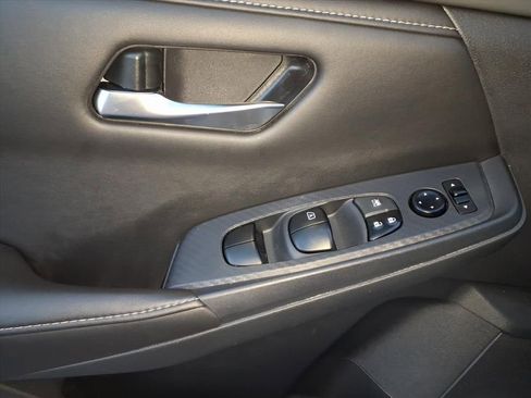 Used 2022 Nissan Sentra SV image 24