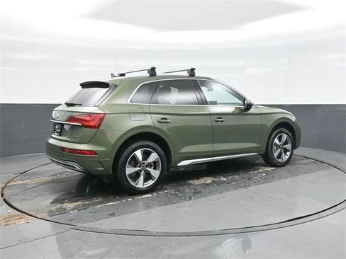 Used 2023 Audi Q5 2.0T Premium w/ Convenience Package image 7