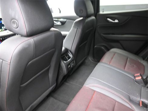 Used 2025 Chevrolet Blazer RS image 23