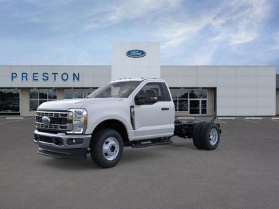 New 2025 Ford F350 XL w/ XL Chrome Package