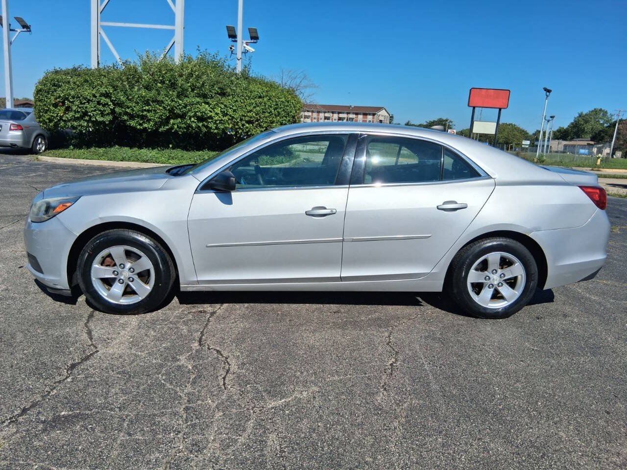 Used 2013 Chevrolet Malibu LS w/ Protection Package FWD image 3