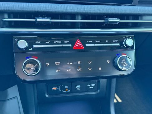 New 2025 Hyundai Tucson SEL image 32