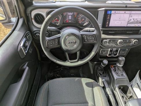 New 2026 Jeep Gladiator Sport AWD/4WD image 14