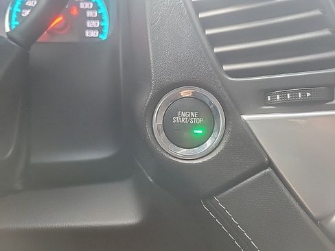 Used 2017 Chevrolet Suburban Premier image 14