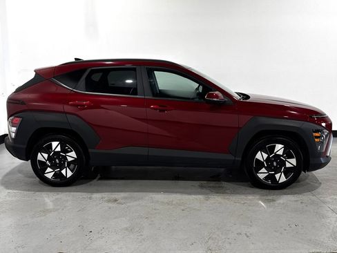 Used 2025 Hyundai Kona SEL FWD image 20