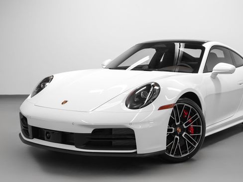 Certified 2026 Porsche 911 Carrera 4S AWD/4WD image 6