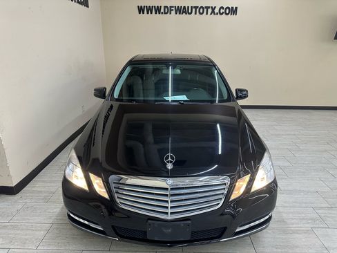 Used 2013 Mercedes-Benz E 350 BlueTEC Sedan image 4