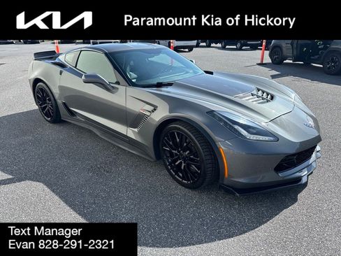 Used 2016 Chevrolet Corvette Z06 w/ 3LZ Preferred Equipment Group RWD image 4