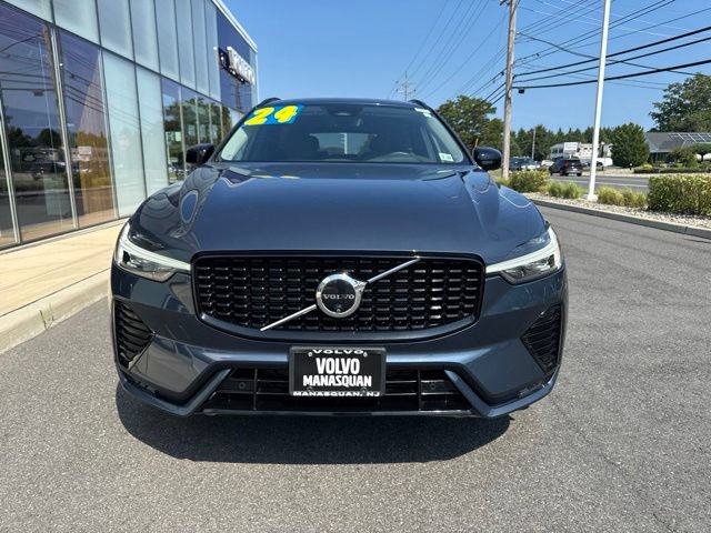 Used 2024 Volvo XC60 B5 Plus w/ Protection Package Premier AWD/4WD image 7