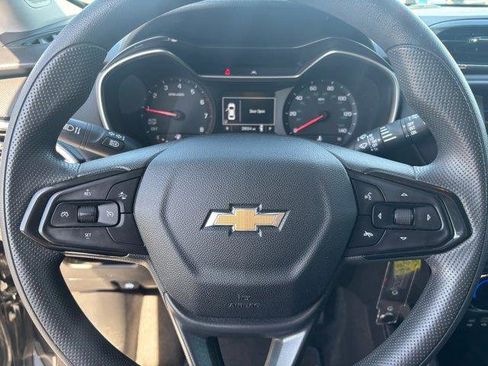 Used 2023 Chevrolet TrailBlazer LS image 26