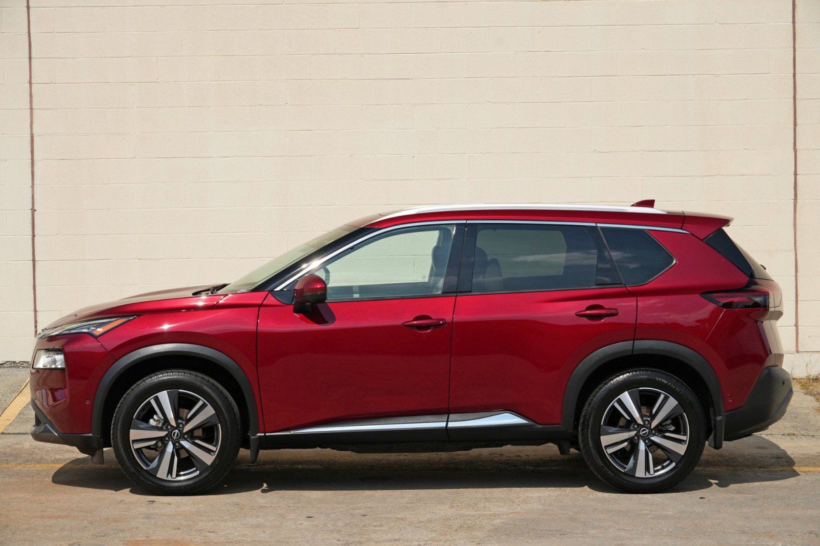 Used 2023 Nissan Rogue SL w/ SL Premium Package FWD image 46