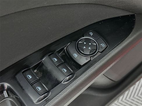 Used 2013 Ford Fusion SE image 17