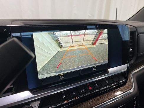 Used 2023 Chevrolet Silverado 1500 LT image 12