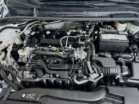 Used 2024 Toyota Corolla SE image 29