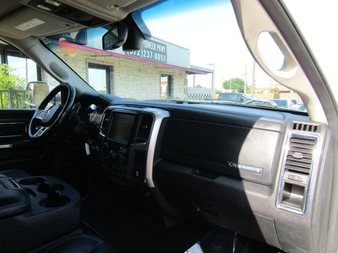 Used 2016 RAM 2500 Laramie image 10