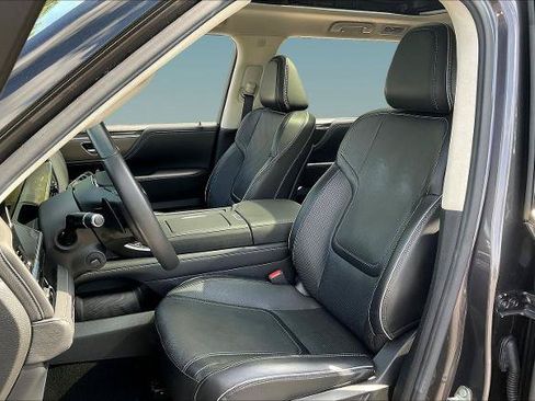 Certified 2025 INFINITI QX80 Luxe AWD/4WD image 21