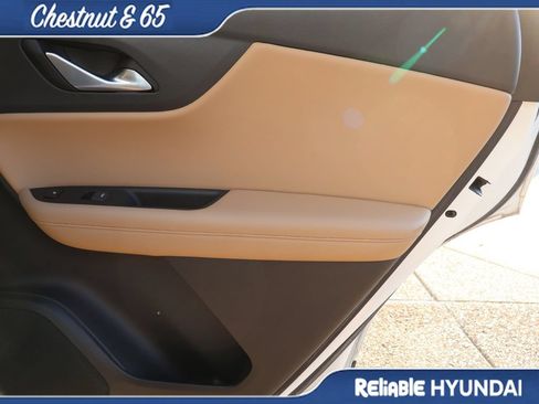 Used 2022 Chevrolet Blazer Premier w/ Enhanced Convenience Package AWD/4WD image 11