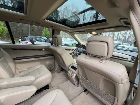 Used 2012 Mercedes-Benz R 350 R350 image 33