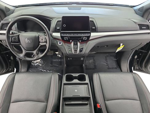 Certified 2025 Honda Odyssey Sport-L image 9