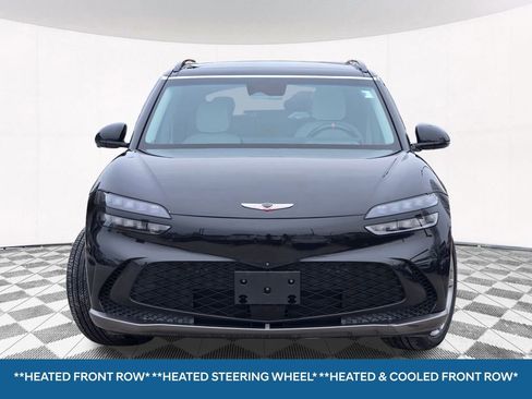 Used 2023 Genesis GV60 Advanced image 4
