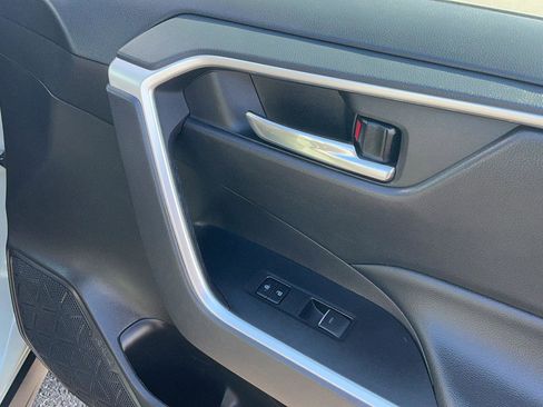 Used 2022 Toyota RAV4 XLE Premium w/ Carpet Mat Package (TMS) image 30