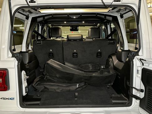 Used 2024 Jeep Wrangler High Altitude image 6