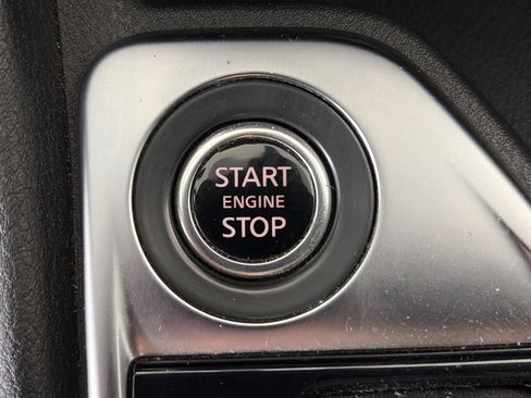 Used 2021 Nissan Sentra SV image 24