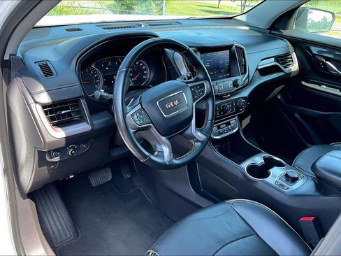 Used 2024 GMC Terrain AT4 AWD/4WD image 5