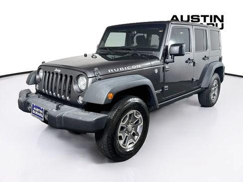 Used 2017 Jeep Wrangler Unlimited Rubicon w/ Connectivity Group AWD/4WD image 3