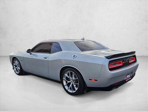 Used 2019 Dodge Challenger R/T w/ Plus Package image 8