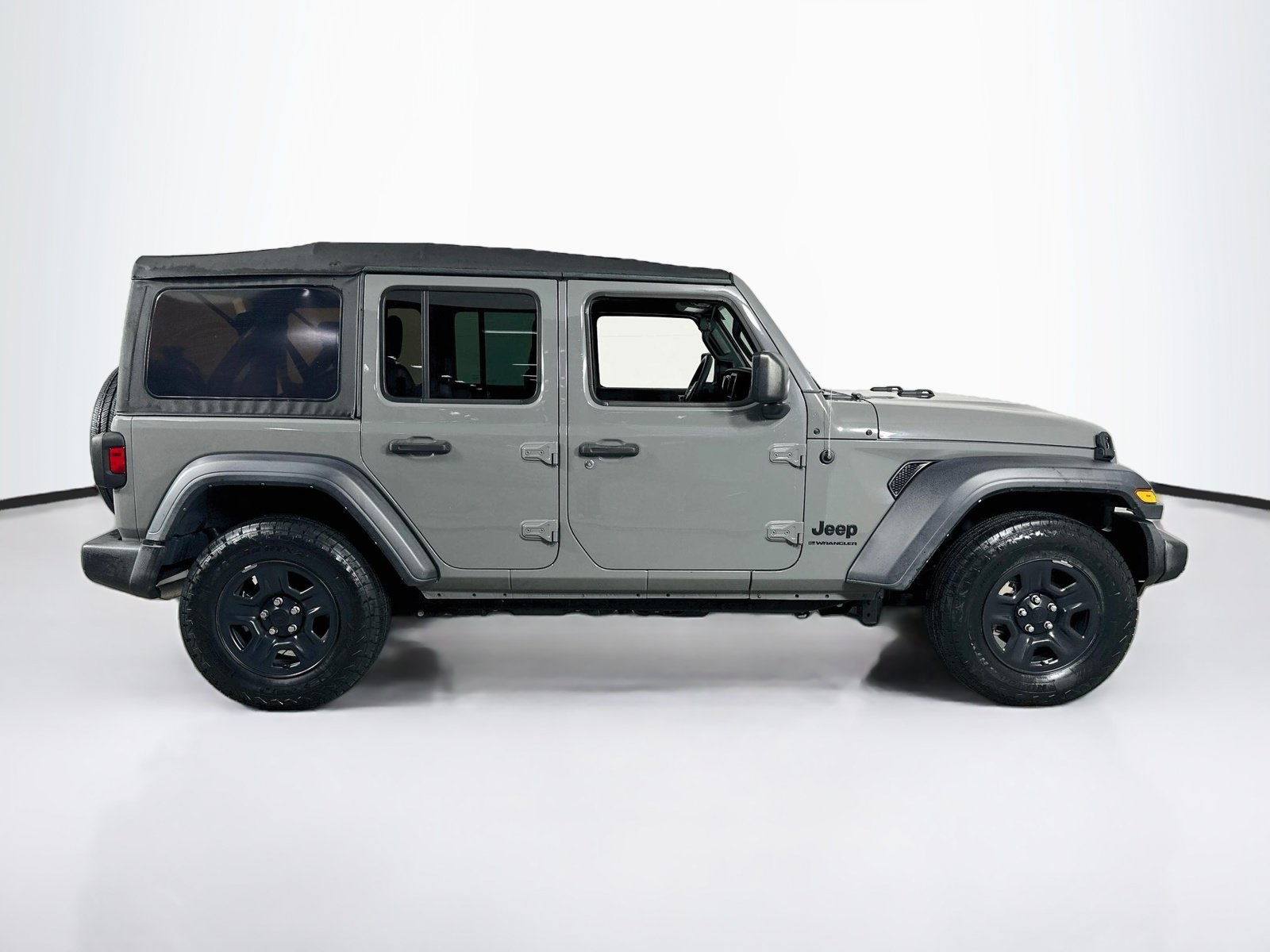 Used 2023 Jeep Wrangler Unlimited Sport AWD/4WD image 4