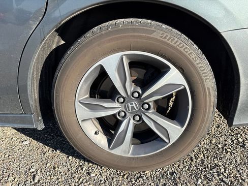 Used 2018 Honda Odyssey Touring image 7