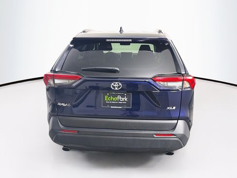 Used 2025 Toyota RAV4 XLE FWD image 7