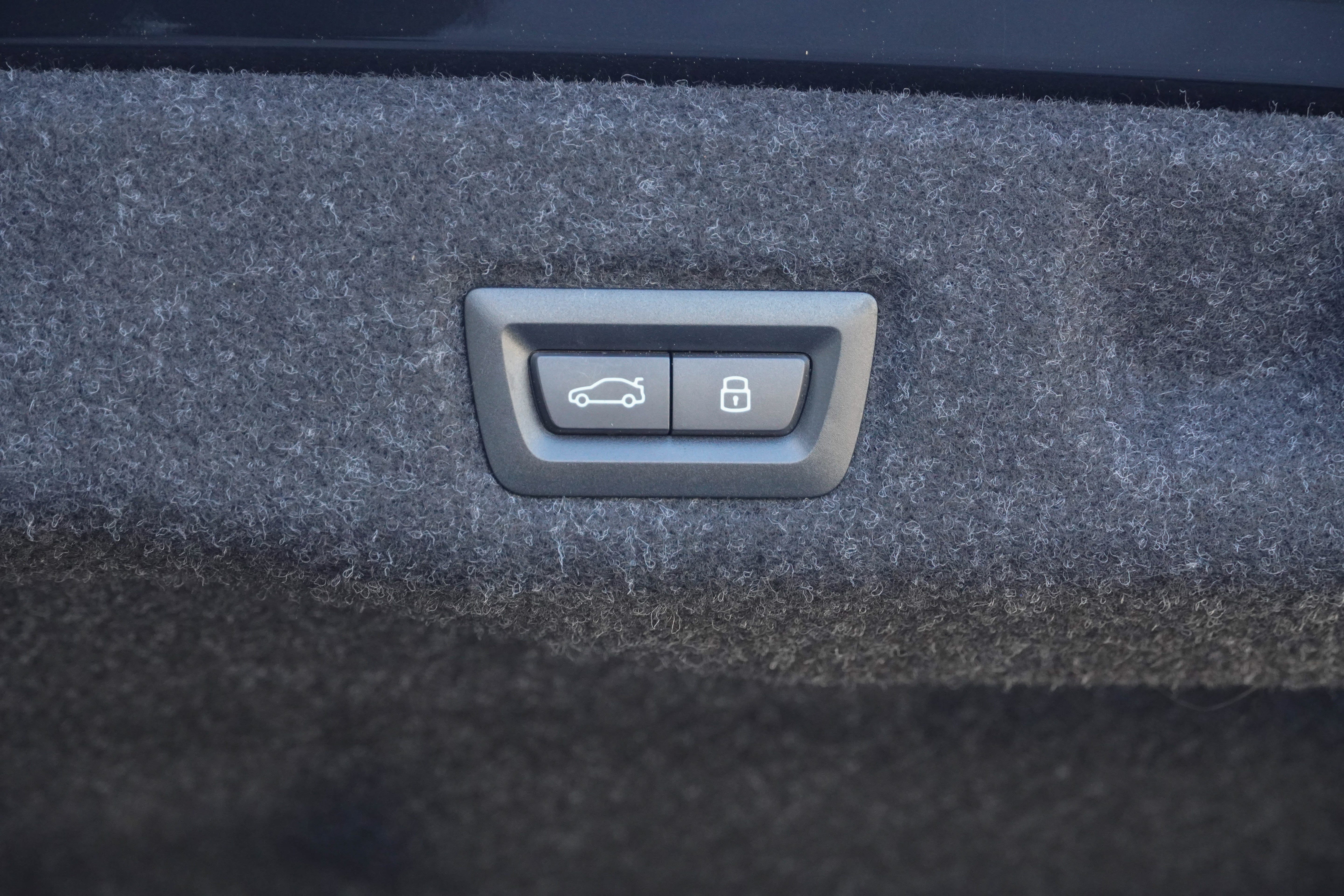 Certified 2025 BMW 540i xDrive AWD/4WD image 35