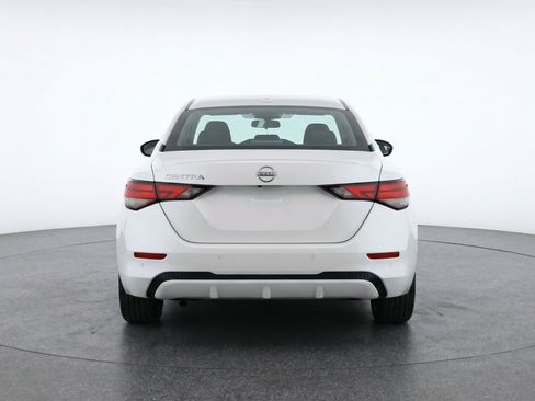 Used 2025 Nissan Sentra SV FWD image 7