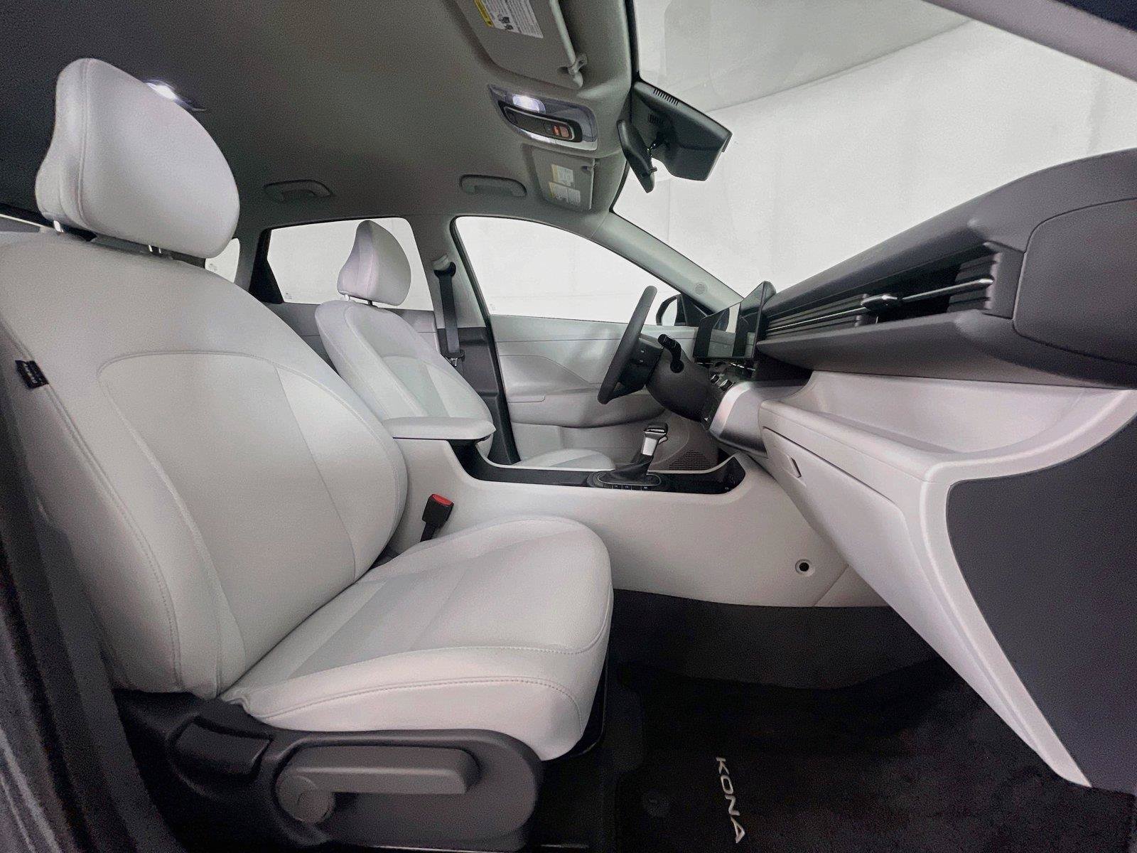Certified 2026 Hyundai Kona SEL Sport AWD/4WD image 30