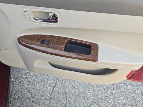 Used 2006 Buick LaCrosse CXL w/ Chrome Appearance Package image 15