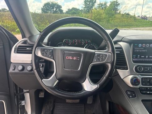 Used 2020 GMC Yukon SLT w/ Open Road Package AWD/4WD image 10