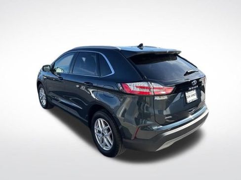 Used 2024 Ford Edge SEL w/ Convenience Package image 4