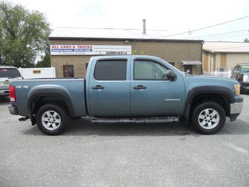 Used 2010 GMC Sierra 1500 SLE w/ Power Pack Plus AWD/4WD image 6