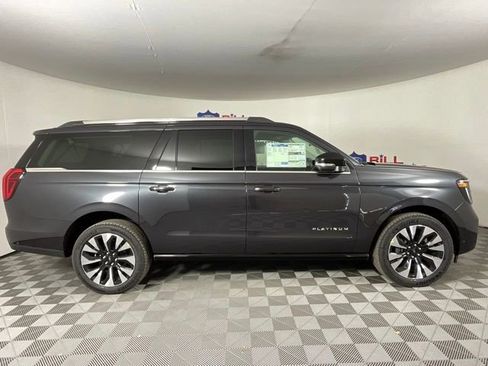 New 2025 Ford Expedition Max Platinum w/ Driver's Package image 2