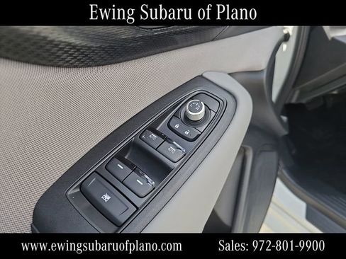 Used 2025 Subaru Legacy Premium AWD/4WD image 11