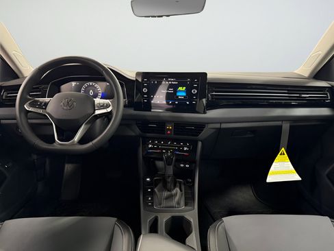 New 2026 Volkswagen Jetta SE image 10