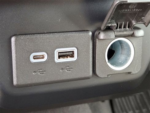 Used 2021 GMC Sierra 1500 SLE image 22