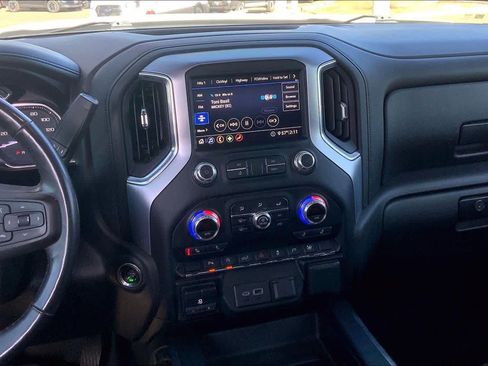 Used 2020 GMC Sierra 1500 Elevation w/ Elevation Value Package image 6