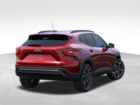 New 2026 Chevrolet Trax RS w/ Driver Confidence Package FWD image 4