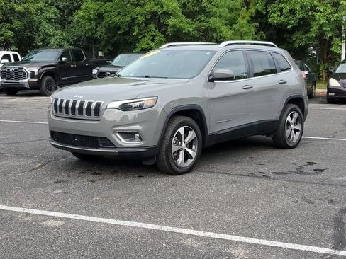 Used 2021 Jeep Cherokee Limited AWD/4WD image 2