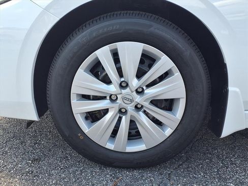 New 2025 Nissan Sentra S image 4