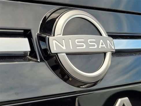 New 2025 Nissan Armada Platinum w/ Convenience Package image 8